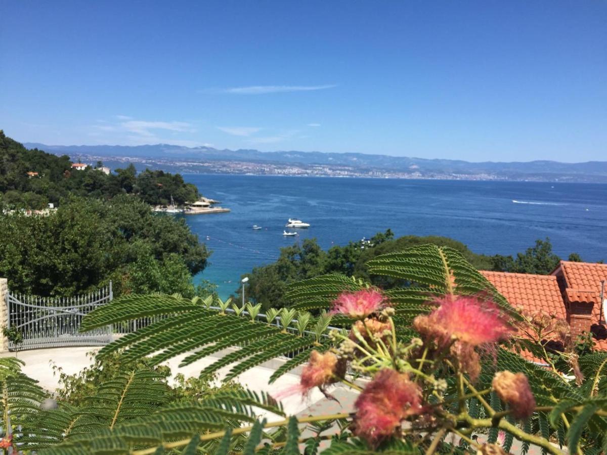 Villa Sabine Apartment Losinj Medveja Εξωτερικό φωτογραφία