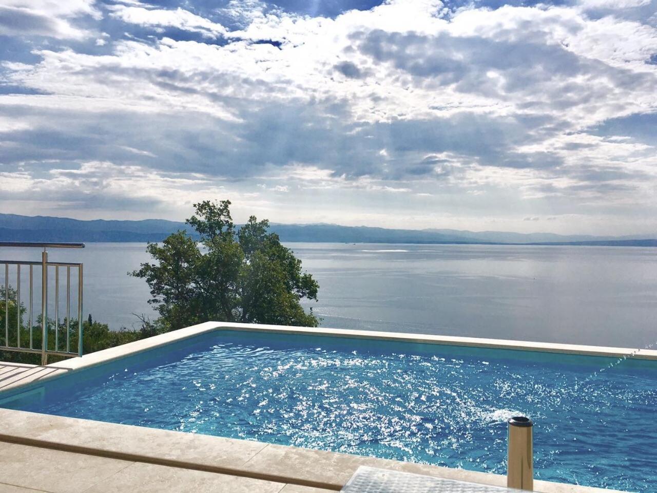 Villa Sabine Apartment Losinj Medveja Εξωτερικό φωτογραφία
